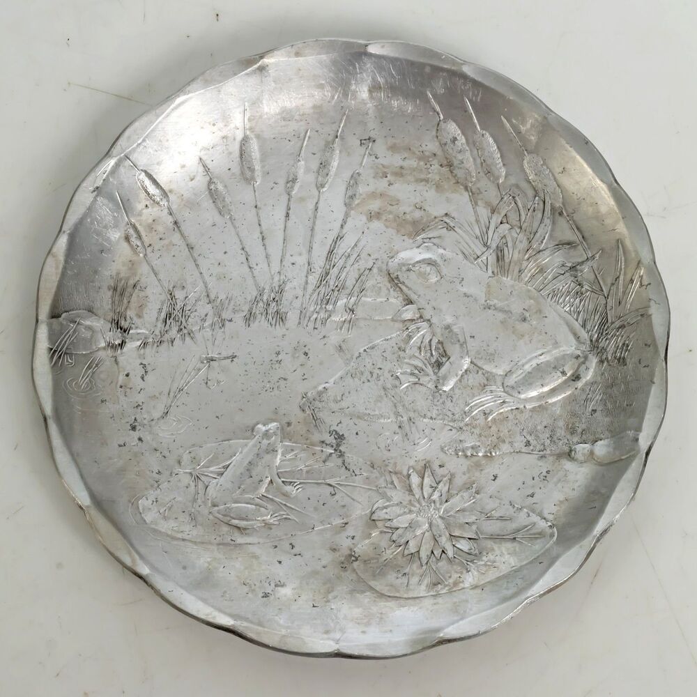Wendell August Forge Aluminum Trinket Dish Frog Lily Pond Metal Plate 4.5"